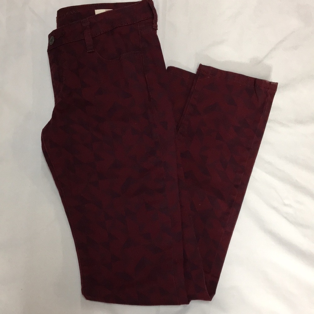 Arizona Junior’s Super Skinny Jeans Wine Triangles Size 7 Like-NEW